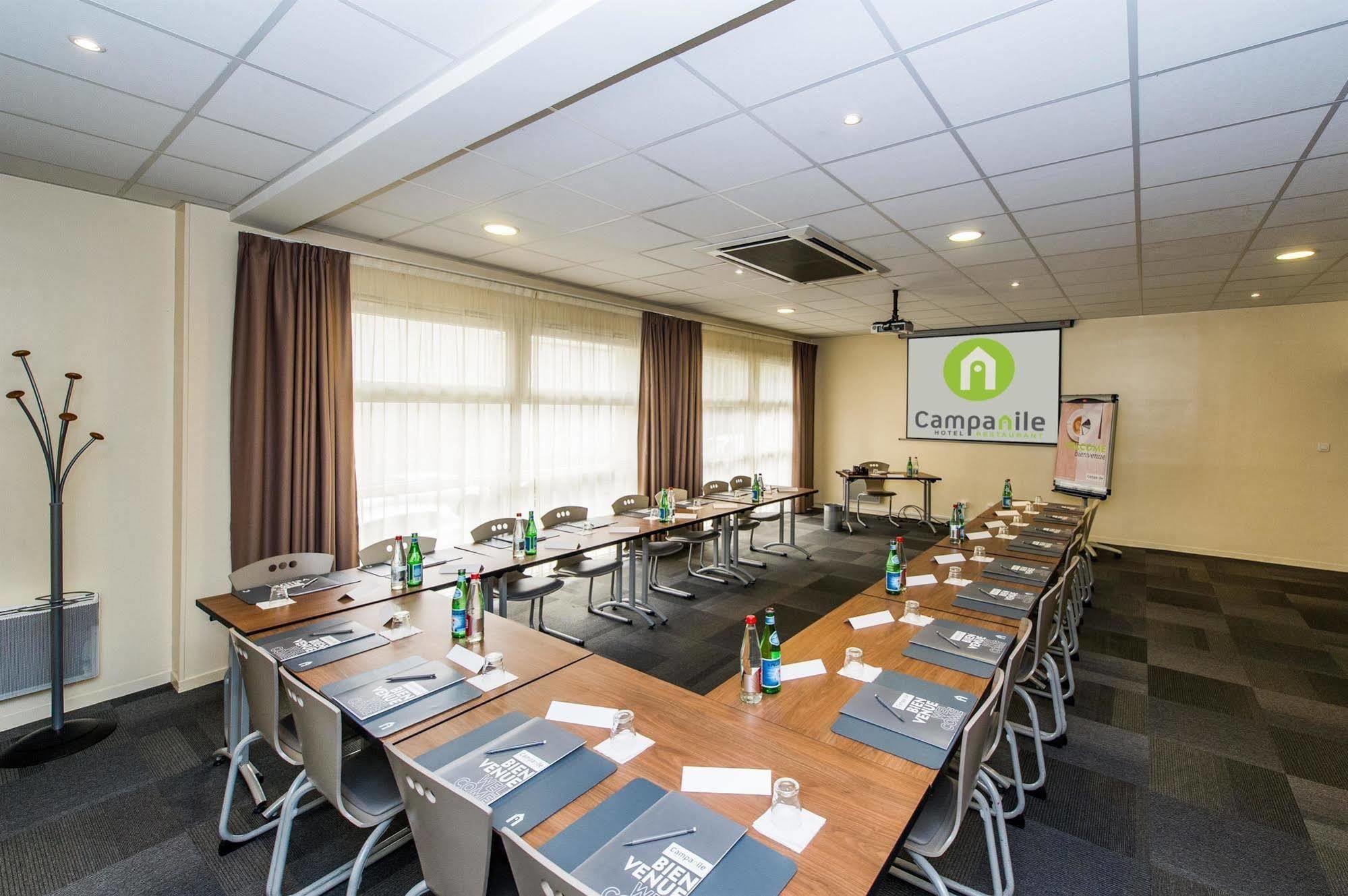 Hotel Campanile Centre - Cathedrale 3*